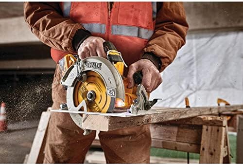 DEWALT 20V MAX* XR® BRUSHLESS 7-1/4" CIRCULAR SAW WITH POWER DETECT™ (Tool Only) (DCS574B)