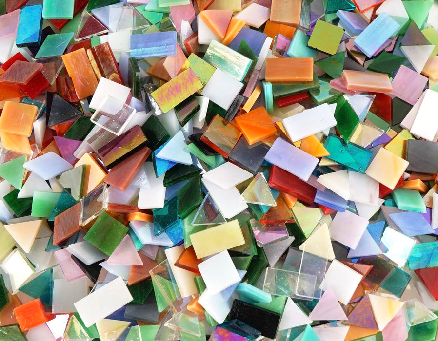Lanyani Iridescent Glass Mosaic Tiles Bulk, 4-Shapes 700 Pieces Sparkle Iridized Stained Glass Tile for Mosaic Crafts