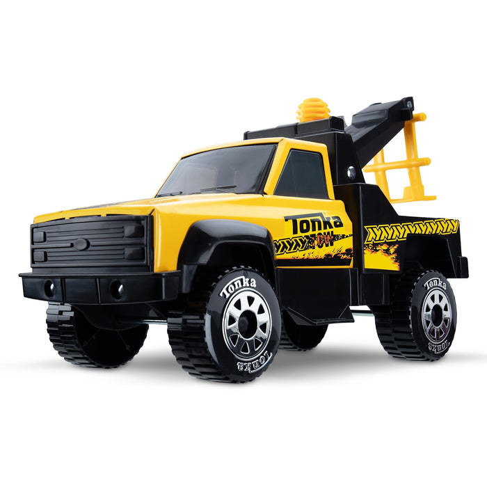 Tonka Steel Classics, Tow Truck – Made with Steel and Sturdy Plastic, Yellow Friction Powered, Boys and Girls, Toddlers Ages 3+, Big Construction Vehicle, Birthday Gift, Christmas, Holiday