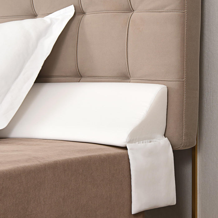 Vekkia Queen Size Bed Wedge Pillow for Headboard Gap,Triangle Bloster Pillow,Mattress Space Filler to Close Bed Gap (0-3.5"),Between Your Headboard and Mattress, White